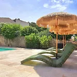 بيت للعطل La Papaye, Maison De Charme Avec Piscine Et *