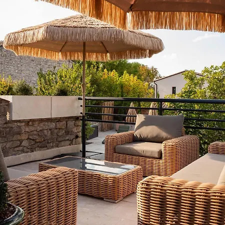 Сasa de vacaciones La Papaye, Maison De Charme Avec Piscine Et Boissières